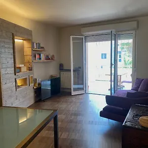 Delizioso Trilocale A Due Passi Dal Mare Di Appartamento Albenga